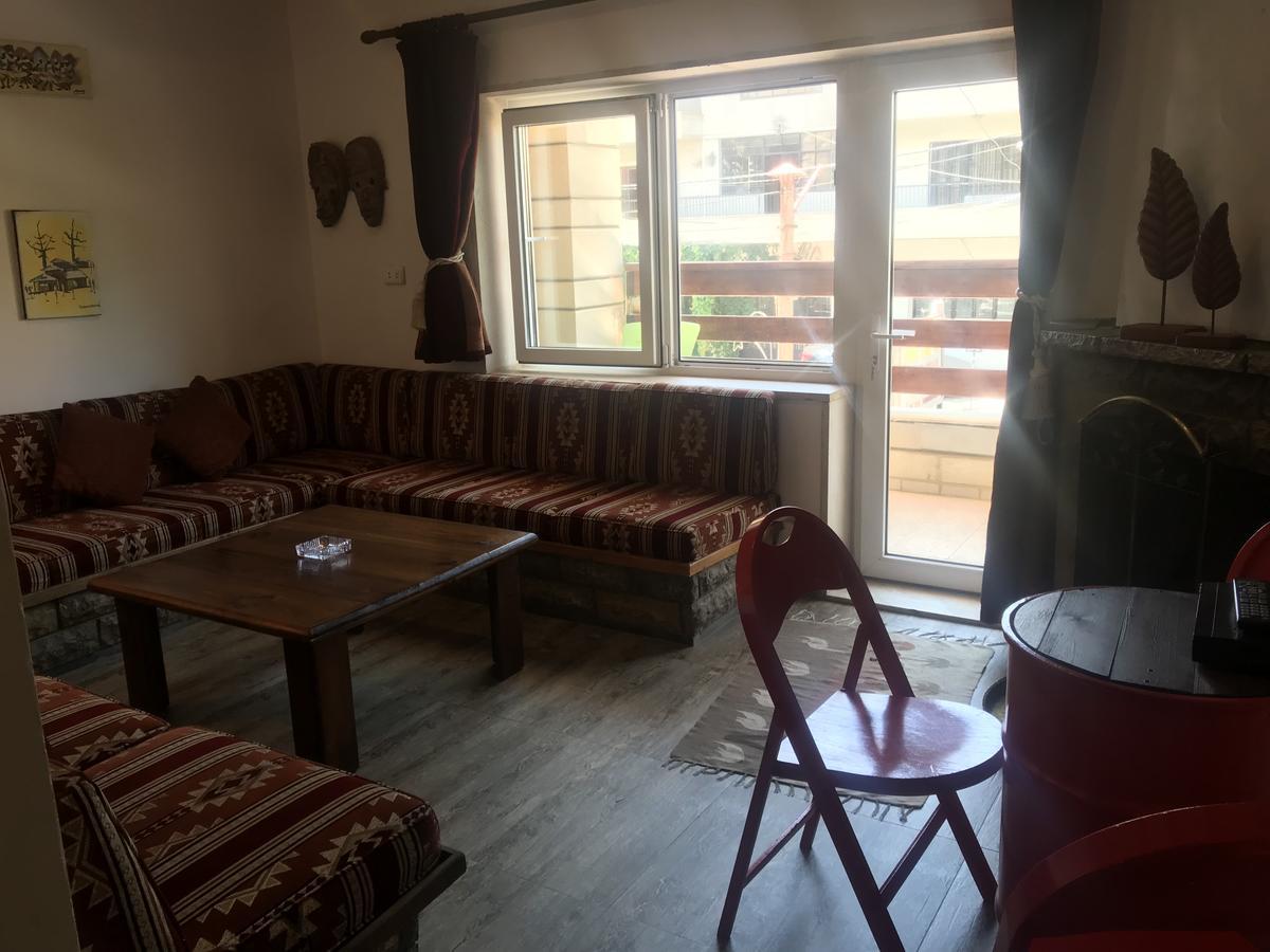 Centretoni Arida Al Arz